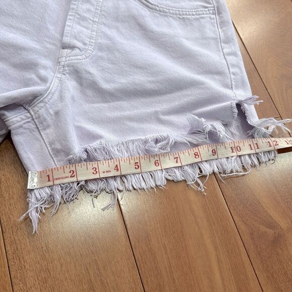 NWT 7 For All Mankind Easy Ruby Cut Off Jean Short- Lavender Size 29 - Picture 12 of 13